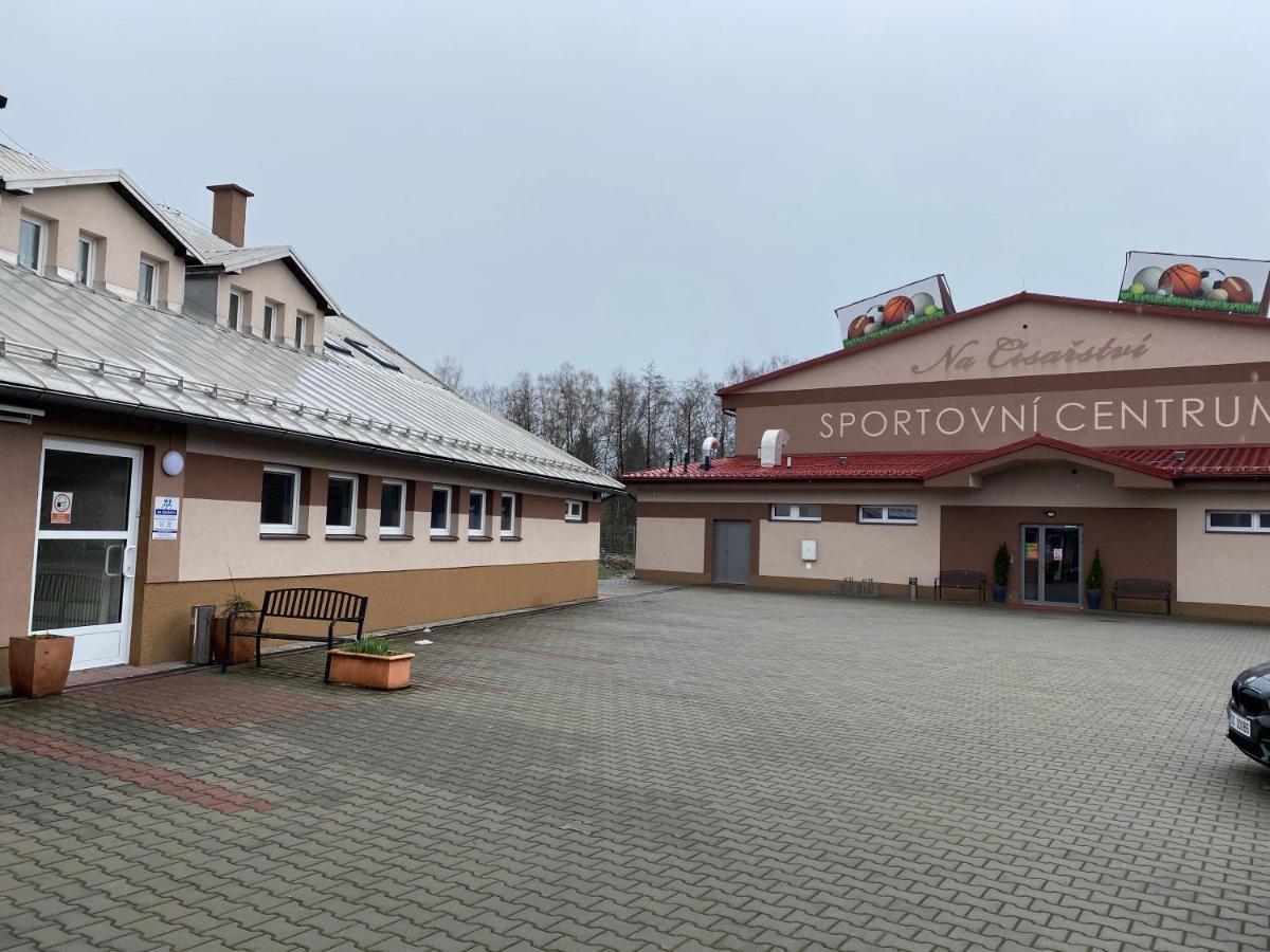 Hotel Penzion Na Císařství Horni Sucha Exterior foto